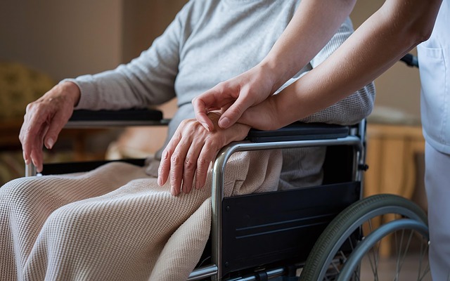 What To Look For When Touring A Nursing Home?